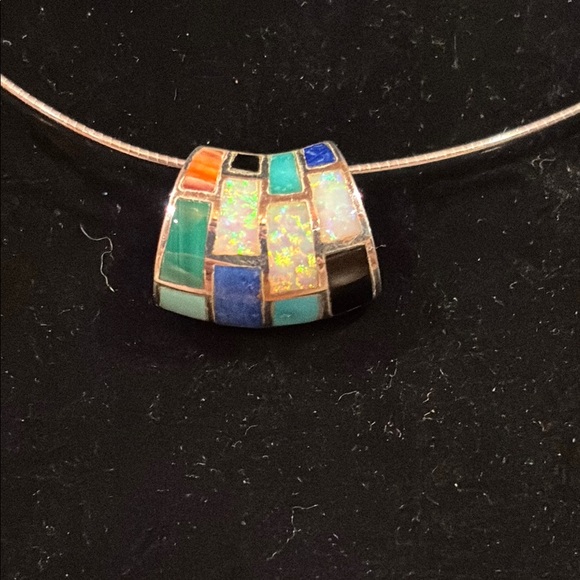 Jewelry - Sterling Silver Stone inlay Slide Pendant on 925 wire choker Necklace.